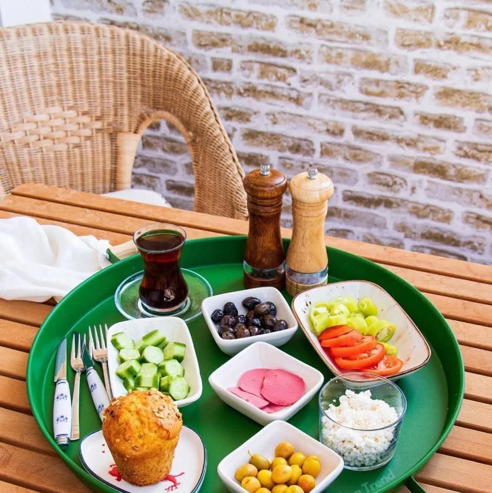 صينية معدن تركي خضراء